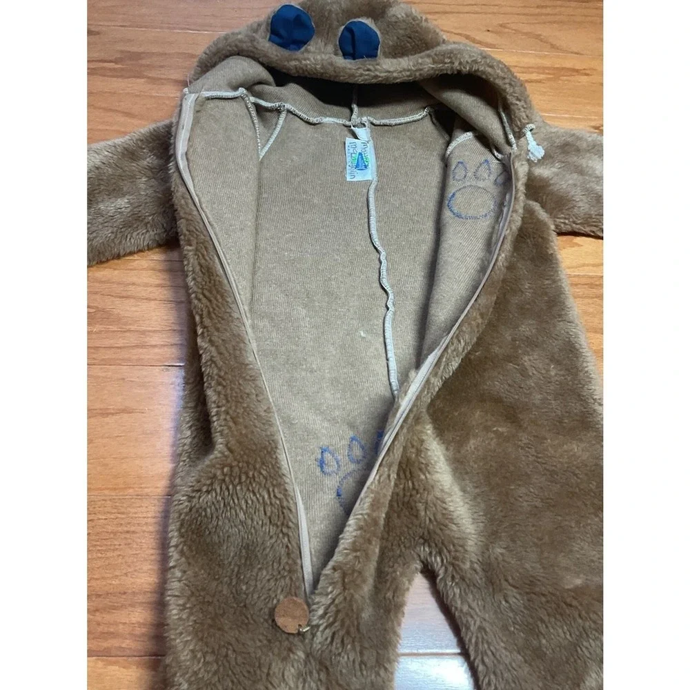 vtg team mascots Penn State Nittany Lions Kids Faux Fur Mascot Costume Zip Up 4